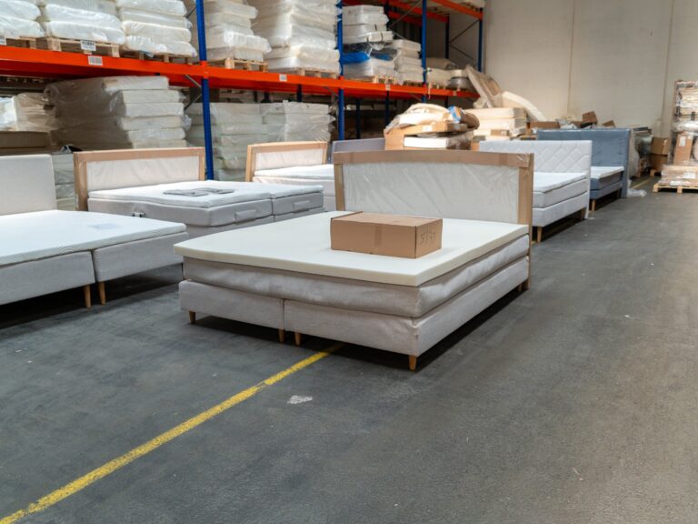 Retur - Majestæt Trykaflastende | Kontinental (Sand) 180x200